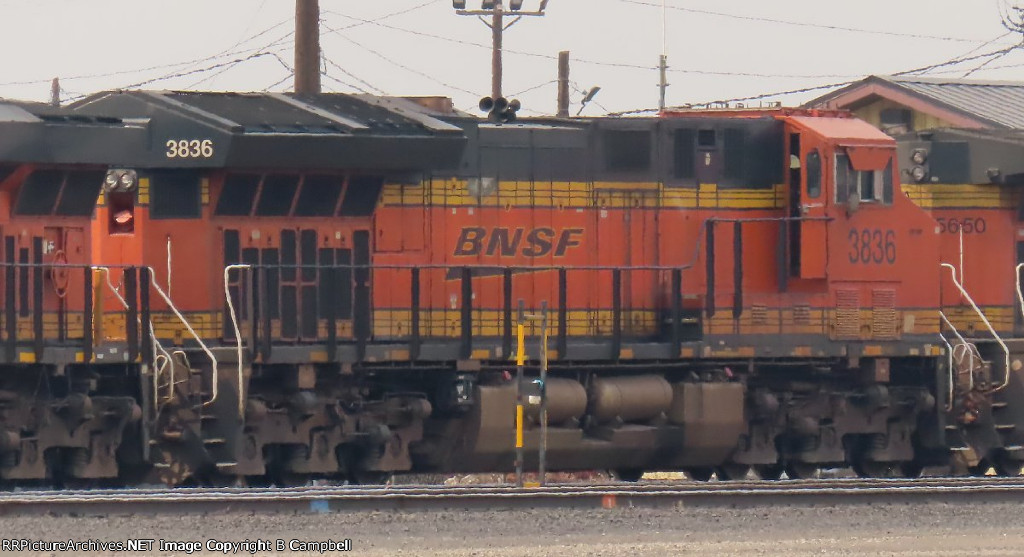 BNSF 3836